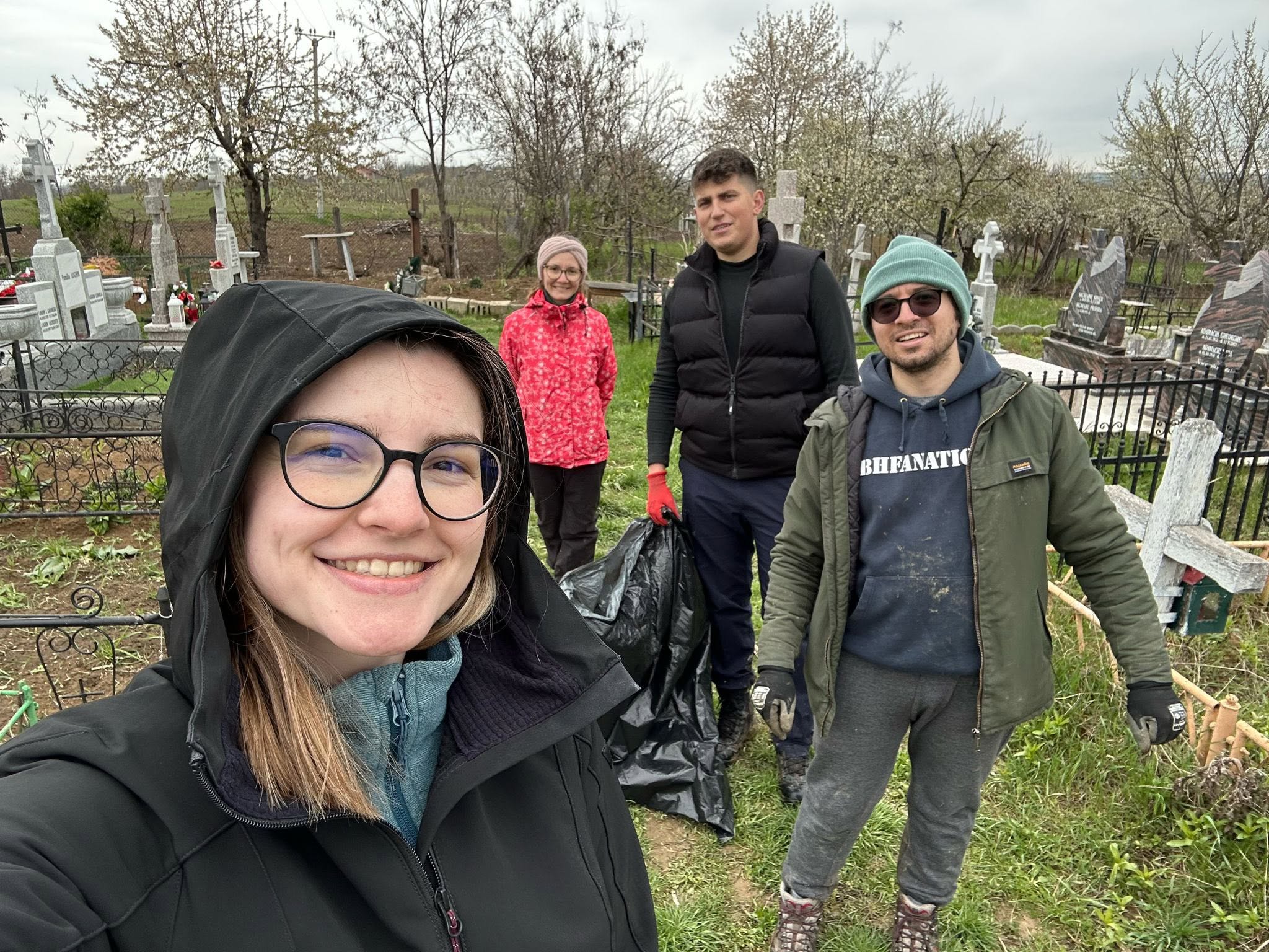 Ecologizarea cimitirului Sinești 2025
